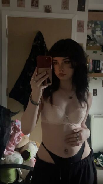 Full leaked Clownbvbie private onlyfans photo