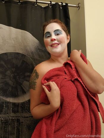 Full leaked Clowndivax page private photo