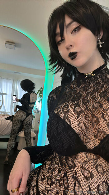 Full leaked Cluelooo page private onlyfans photo