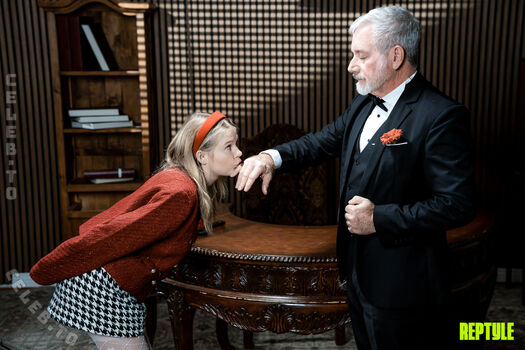 Full leaked Coco lovelock  page private onlyfans photo