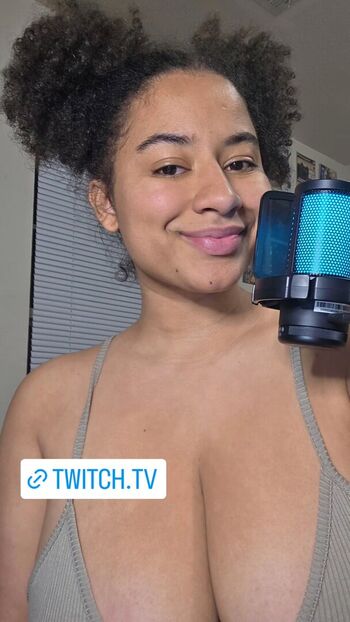 Full leaked Coco ppop private onlyfans photo