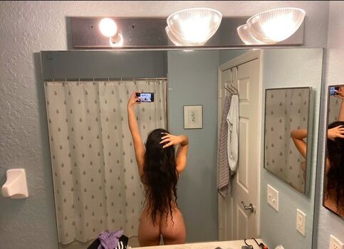 Full leaked Cocolimoncito private photo