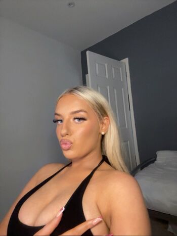 Full leaked Cocotheslvtxx private photo