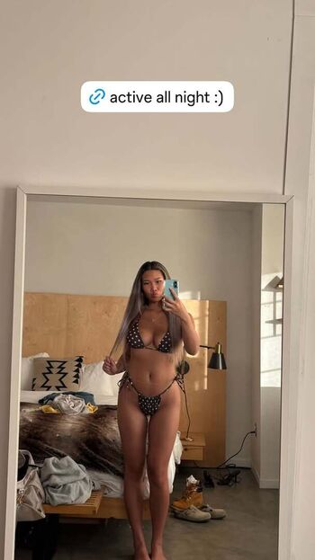 Full leaked Cocoyumzz private photo