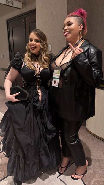 Full leaked Codi vore  page private onlyfans photo