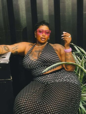 Full leaked Cole curve private photo