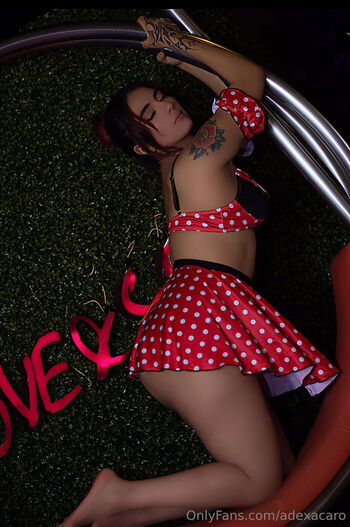 Full leaked Comelycaro private onlyfans photo