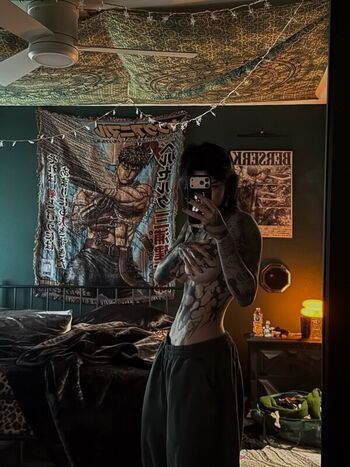 Full leaked Comeovwhenursober private photo