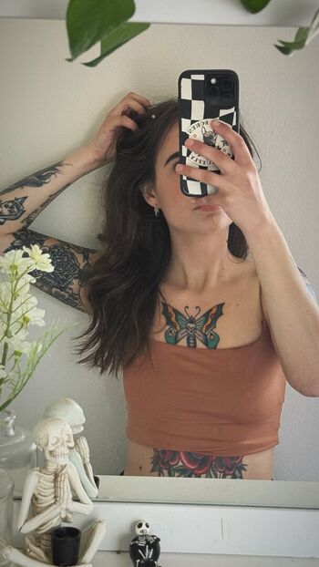 Full leaked Connnnobi private onlyfans photo