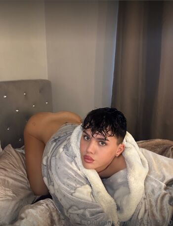 Full leaked Connor luxe private photo