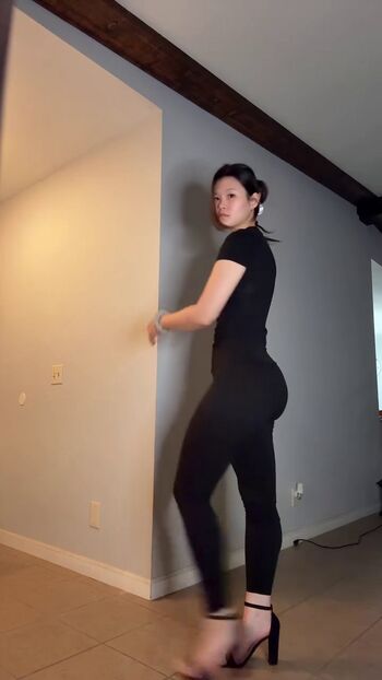 Full leaked Cooliopink private photo