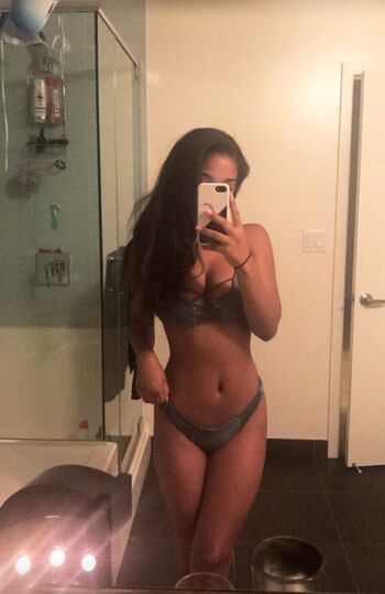 Full leaked Corie rayvon private onlyfans photo