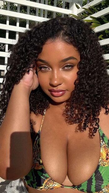 Corie Rayvon