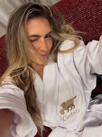 Full leaked Cortney gibson private photo