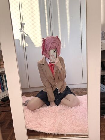 Full leaked Cos maid private photo
