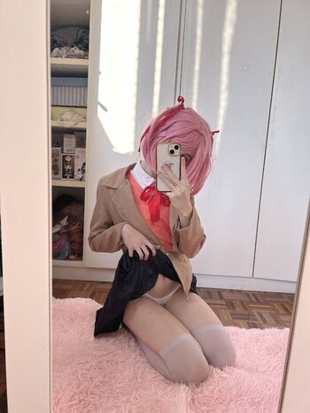 Full leaked Cos maid private photo