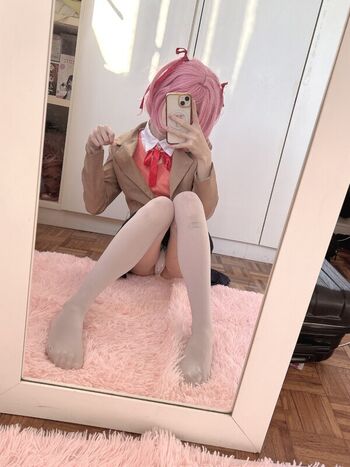 Full leaked Cos maid private photo