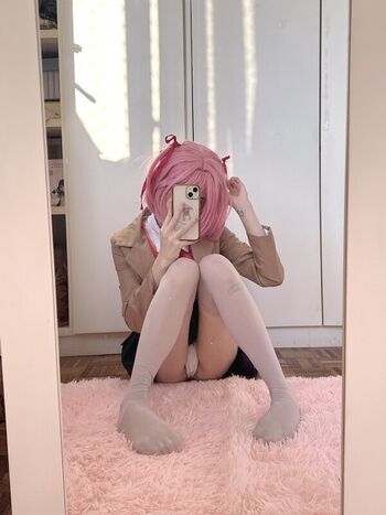 Full leaked Cos maid private photo