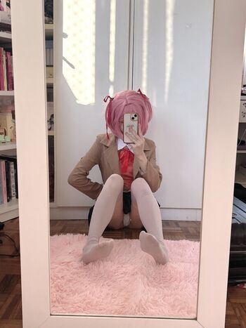 Full leaked Cos maid private photo