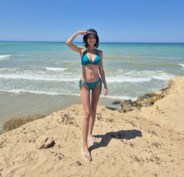 Full leaked Cos ty private photo