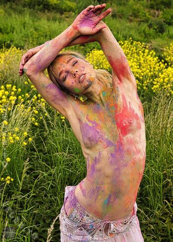 Full leaked Cosima beil page private onlyfans photo