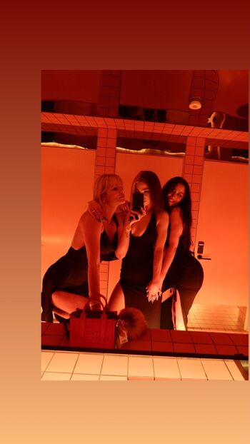 Full leaked Cosmicyoungster private onlyfans photo