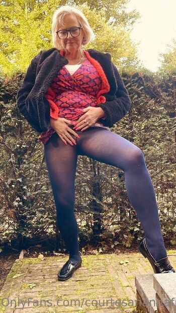 Full leaked Courtesanannafree private photo