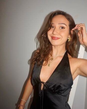 Full leaked Courtney sarault page private onlyfans photo