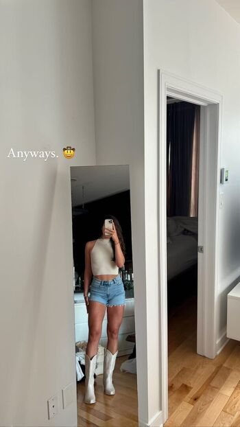 Full leaked Courtney sarault page private onlyfans photo