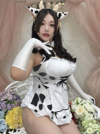 Full leaked Cow maid cow bikini cosplay private onlyfans photo