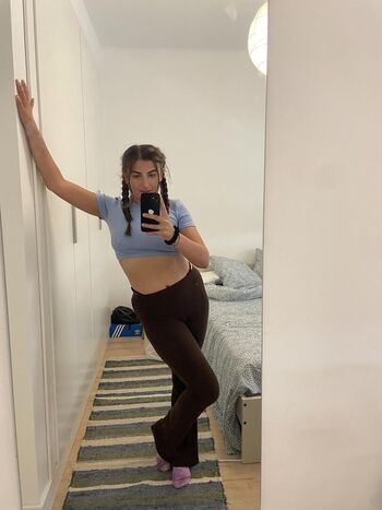 Full leaked Crazybritishoe private photo