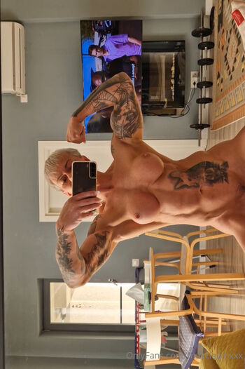 Full leaked Crazyxbody private photo