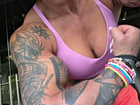 Full leaked Crazyxbody private photo