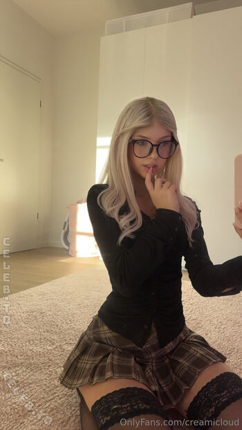 Full leaked Creamicloud private onlyfans photo