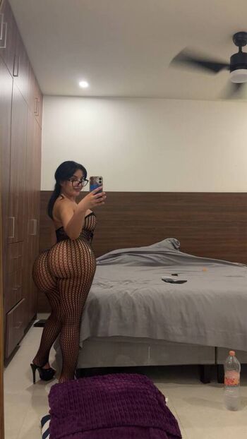 Full leaked Cremedelacremex private photo