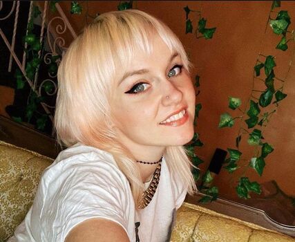 Full leaked Crimeladyy private photo