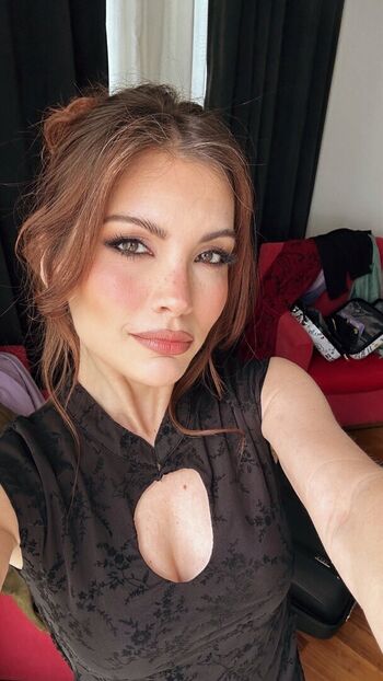 Full leaked Cristinini private photo