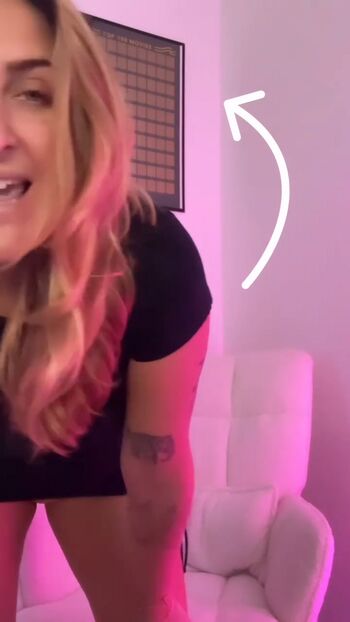 Full leaked Cristy reacts private photo