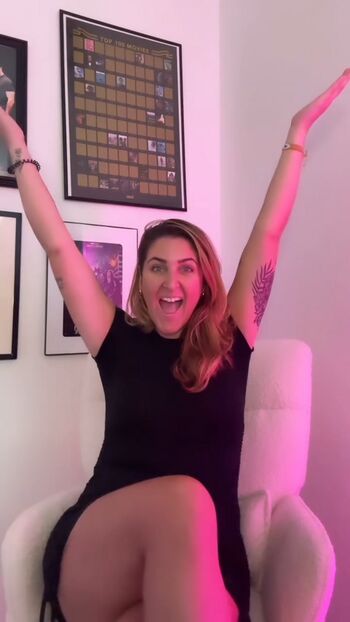 Full leaked Cristy reacts private photo
