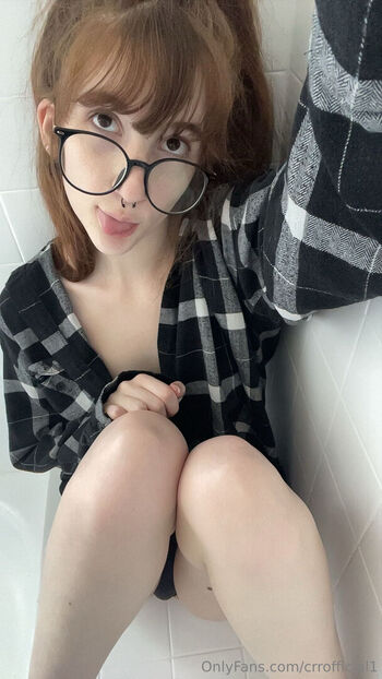 Full leaked Crrofficial page private onlyfans photo