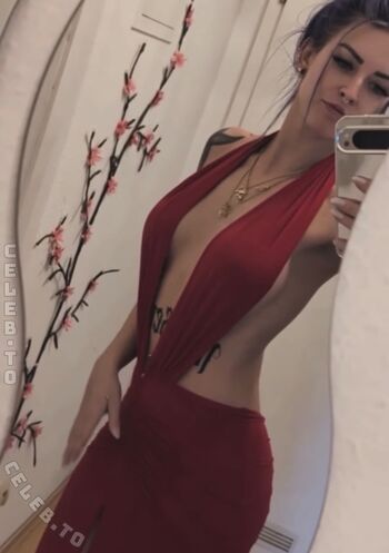 Full leaked Crx lady private onlyfans photo