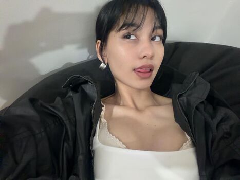 Full leaked Crybabysh private onlyfans photo