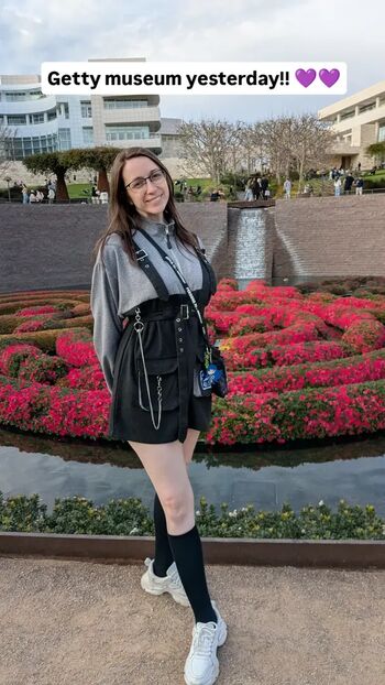 Full leaked Crystaahhl private onlyfans photo