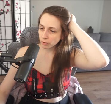 Full leaked Crystaahhl private photo