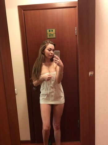 Full leaked Crystallandysh page private photo