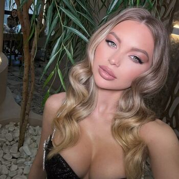 Full leaked Crystallandysh page private photo