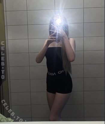 Full leaked Crystalmarykitty page private photo
