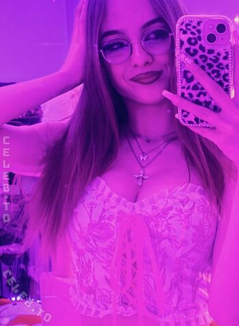 Full leaked Crystalmarykitty page private photo
