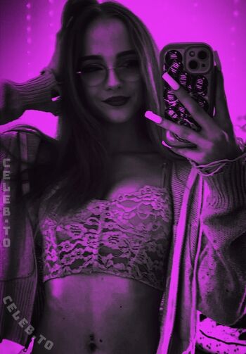 Full leaked Crystalmarykitty page private photo