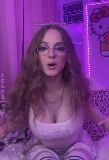 Full leaked Crystalmarykitty private photo
